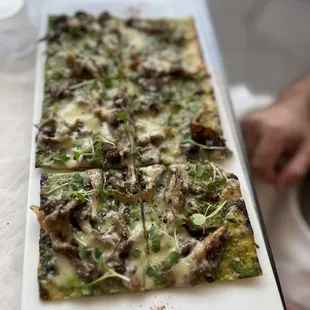 Mushroom flat bread