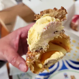 Mango mango inside - Mango filling and mango chantilly