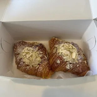 Almond croissant