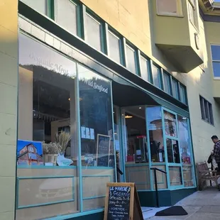 Front... Coffee window right side of door