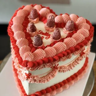 Vintage style cake