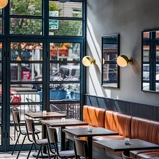 Le Midi interior tables and windows