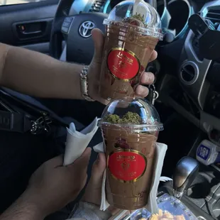 dubai chocolate strawberries