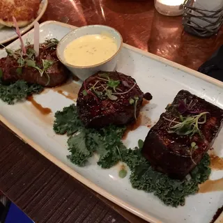 Tenderloin Flight (18-Oz.)