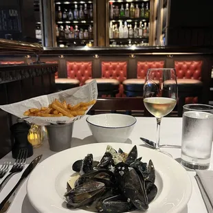 food, oysters, oysters and mussels, shellfish, mussels