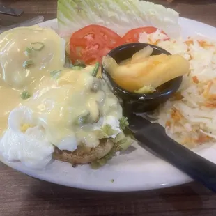 Eggs Benedict with veggies