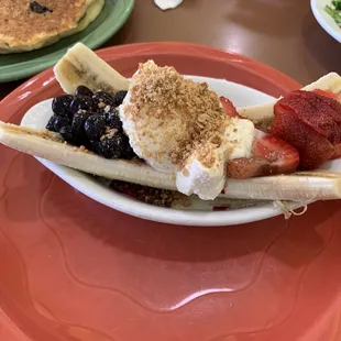 Breakfast Banana Split