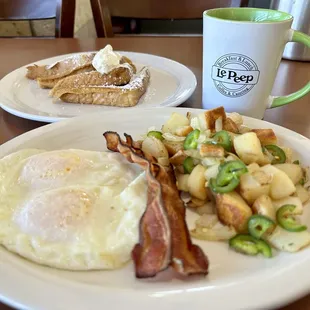 "18 Wheeler" breakfast with Texas Pecan coffee. I added jalapeños.