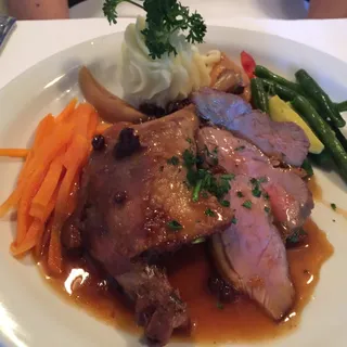 Demi Canard Roti A L'orange