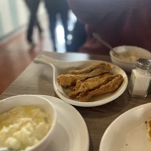 Catfish and Grits