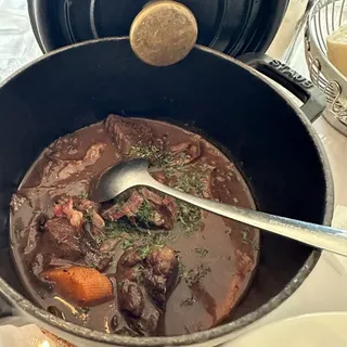 BEEF BURGUNDY / BOEUF BOURGUIGNON