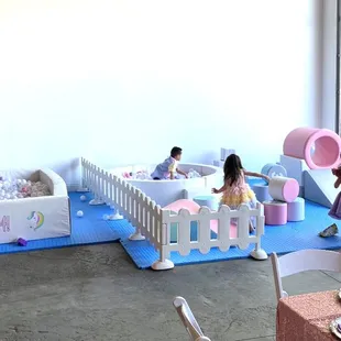 Custom 8 foot ball pit plus Cotton candy package