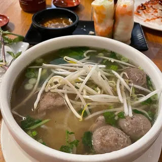 24. Pho rare steak and beef balls - Pho Tai Bo Vien