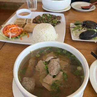 29C. Build Your Own Bowl- Pho Tu Chon