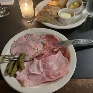 Assiette De Charcuterie