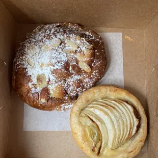 Almond pastry and apple tart
