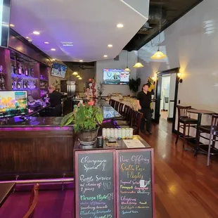 Gorgeous, classy bar