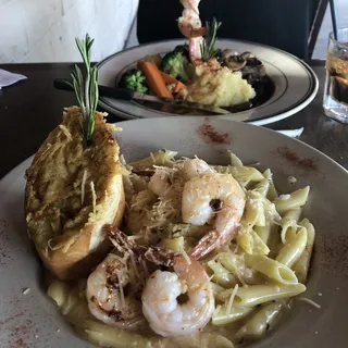 Chicken Alfredo Dinner