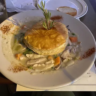 Homemade Chicken Pot Pie Dinner