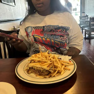 1/2 lb. Patty Melt Lunch