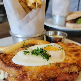 Croque - monsieur / Croque - madame