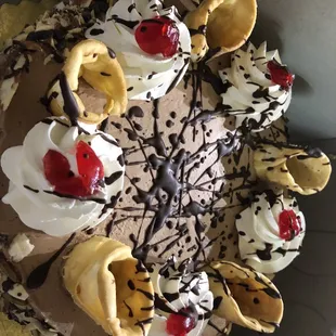 The amazing cannoli cake