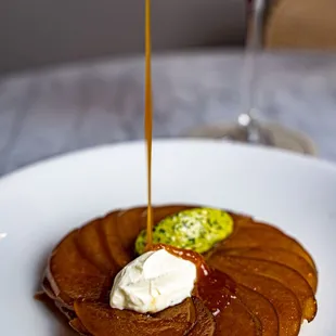 Caramelized apple tort