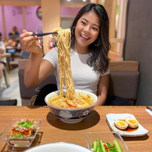 Le Shrimp Noodle Bar