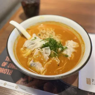 A5 Prawn Chicken Wonton Noodle