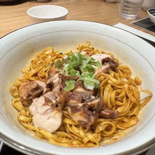 C5 Braised Scallion Soy Chicken Dry Noodle (Chicken Thigh Meat)