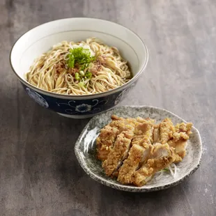 food, ramen and noodles