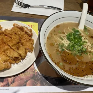 B5. Crispy Chicken Noodle