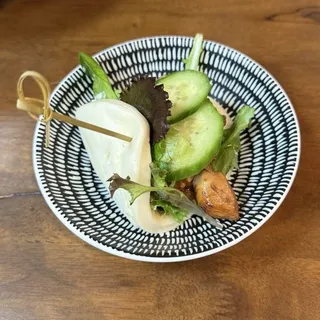 E6 Braised Chicken Bun