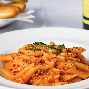 pasta dish, pasta, food