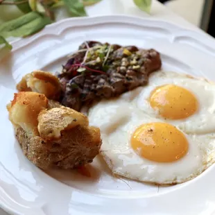 BRUNCH - STEAK &amp; EGGS