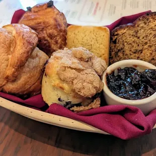 French Pastry Basket