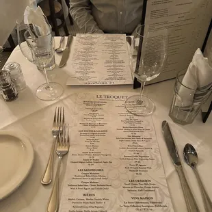 a man sitting at a restaurant table