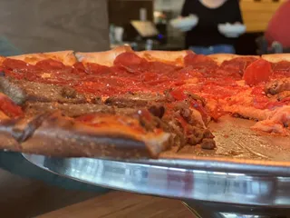 Five Points Pizza - West Nashville