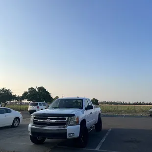 My mamalona in the parking lot