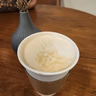 Hot Cardamon Latte || IG: @misspiggyeats