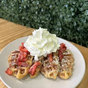 Strawberry and cream croffle