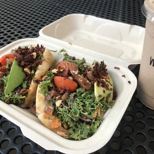 My go-to choice -- Morning Mana and Bacon Mustard taco. Winners!