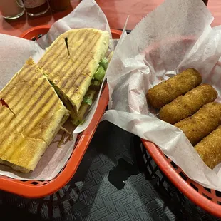 Cuban sandwich, requettas