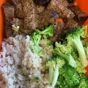 Backdraft steak, brown rice and broccoli