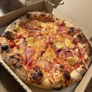 Hawaiian, pineapple and ham