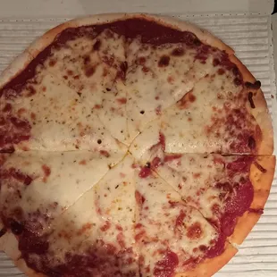Pepperoni pizza