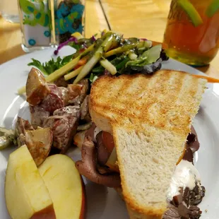 Roast Beef Sandwich