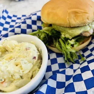 Pesto chicken burger with potato salad
