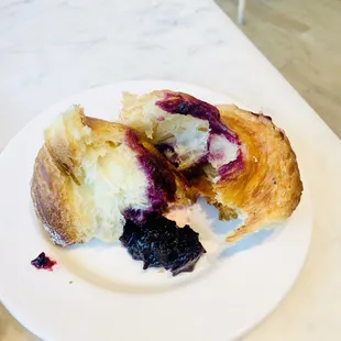 Blueberry Cruffin (mixture of a muffin and a croissant) $5.13 after tax -- Sunday, 30 June 2024