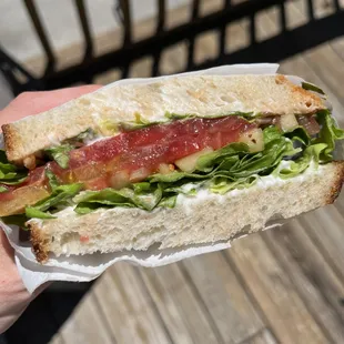 vegan heirloom tomato sandwich.